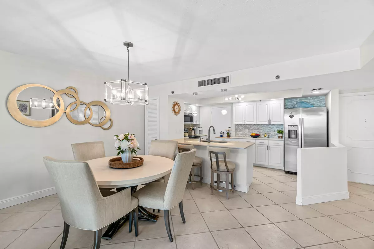 Highland Beach, FL 33487,4750 S Ocean BLVD 202