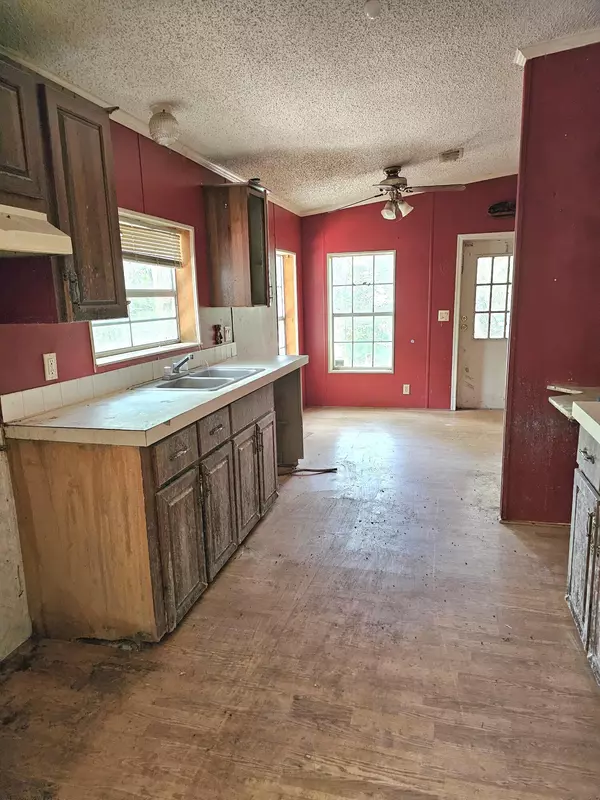 Okeechobee, FL 34972,15750 NW 294 ST