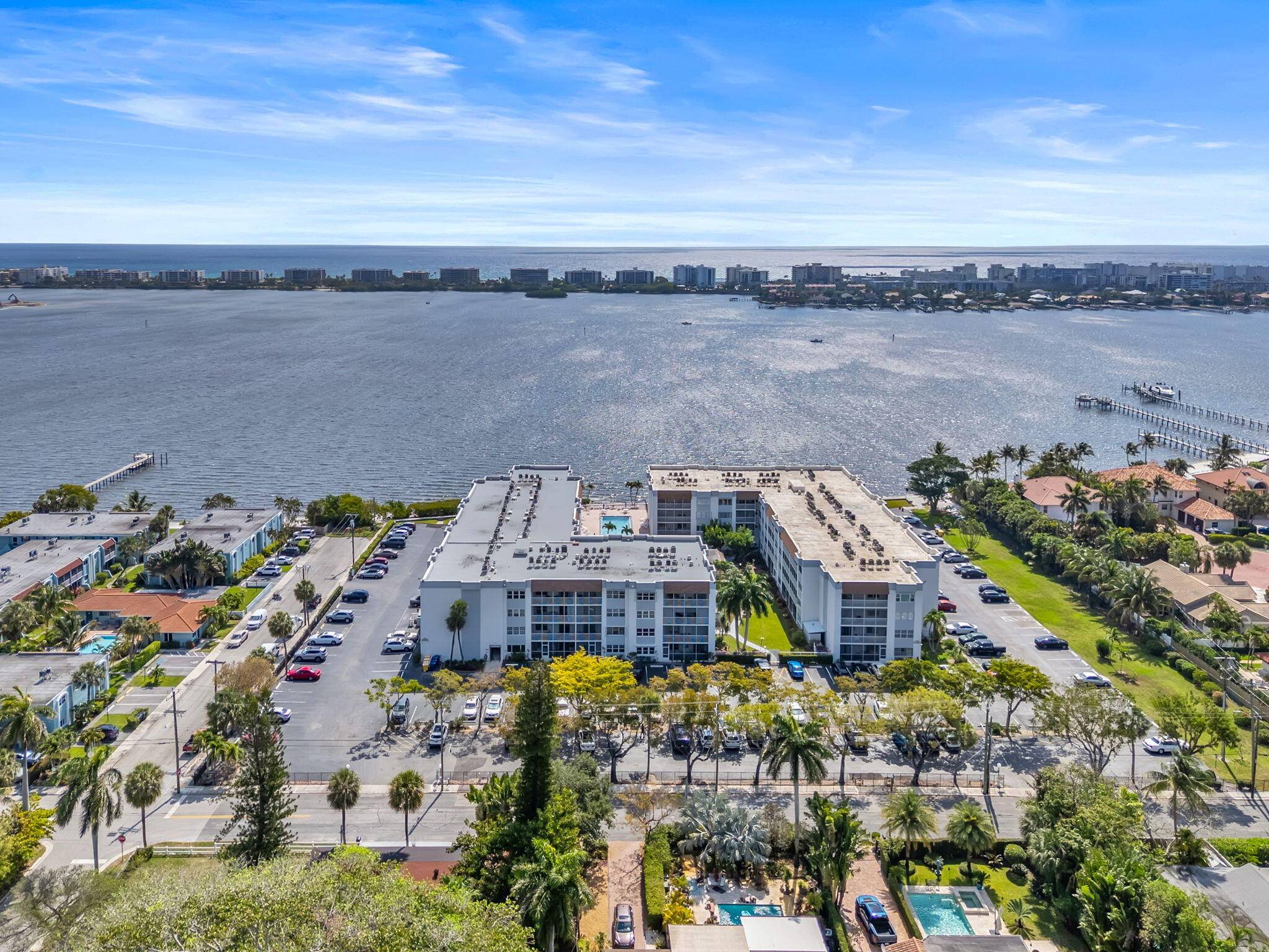 Lake Worth Beach, FL 33460,1502 S Lakeside DR 301