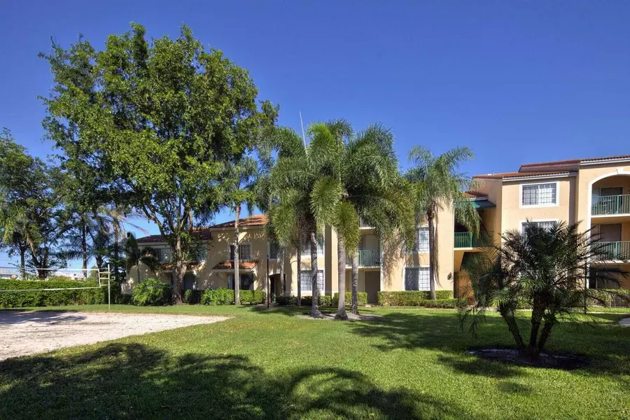 1743 Village BLVD 107, West Palm Beach, FL 33409
