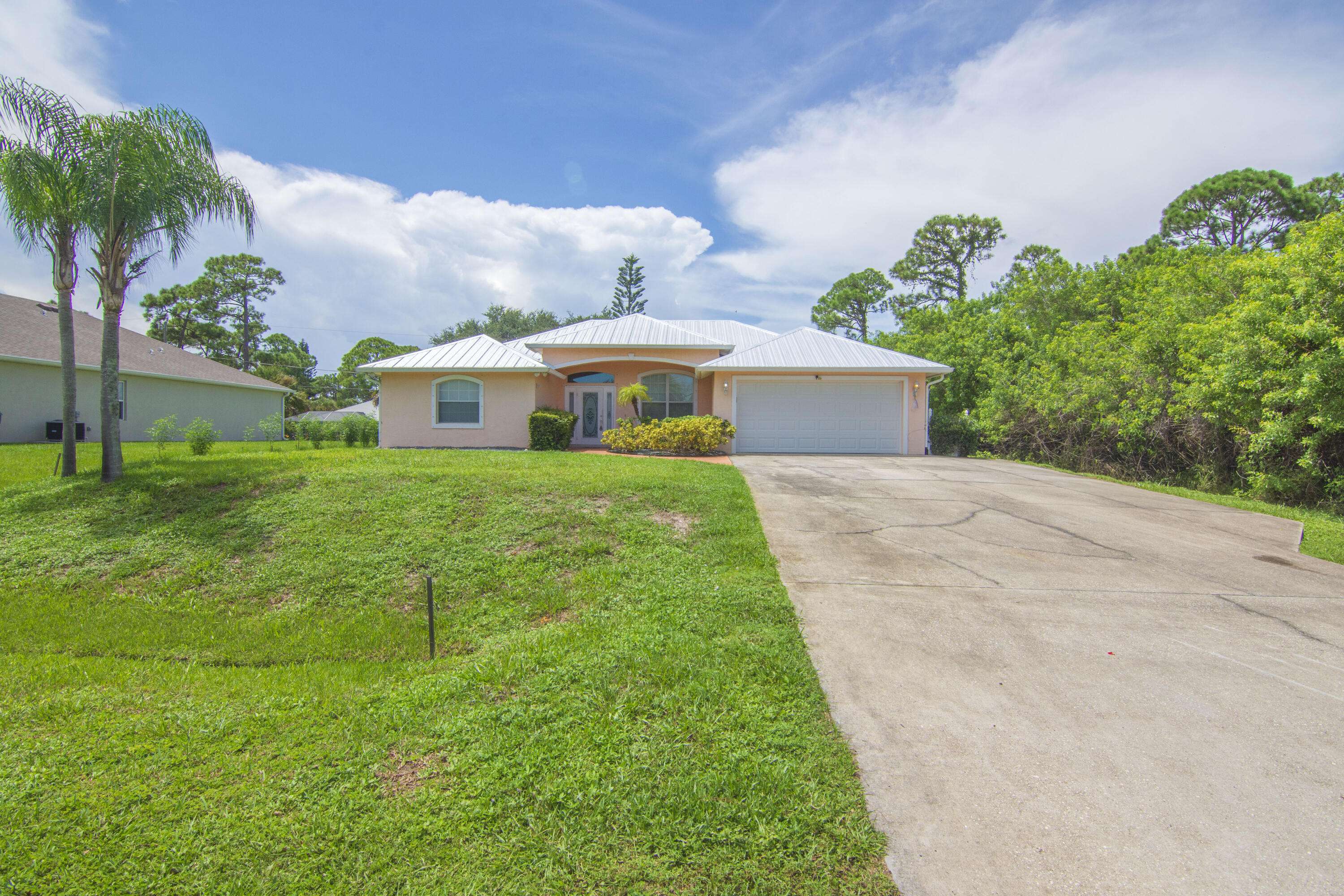 Sebastian, FL 32958,1456 Schumann DR