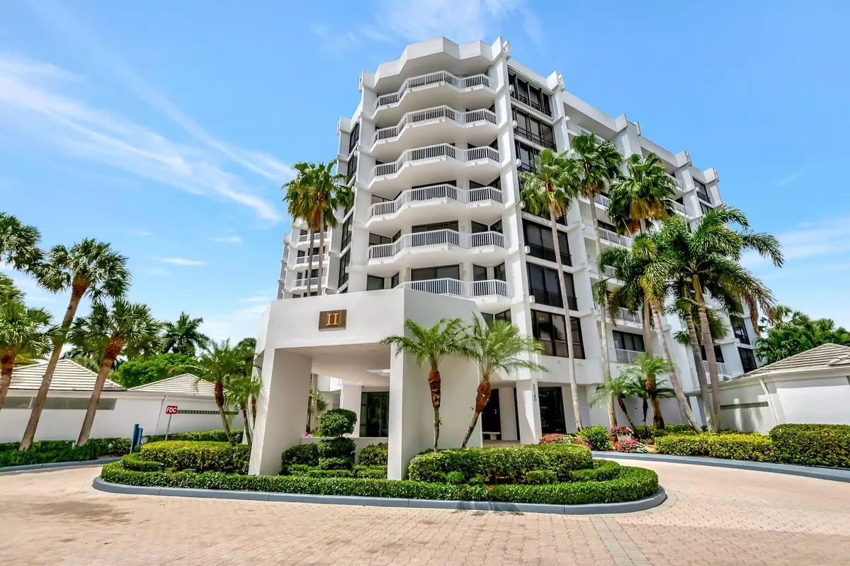 Boca Raton, FL 33434,20290 Fairway Oaks Drive DR 221