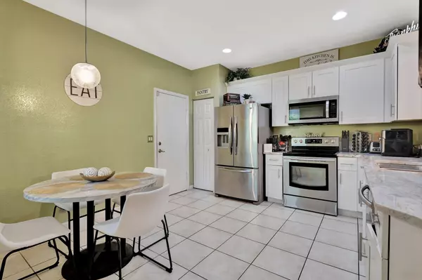 Riviera Beach, FL 33404,2125 Oakmont DR