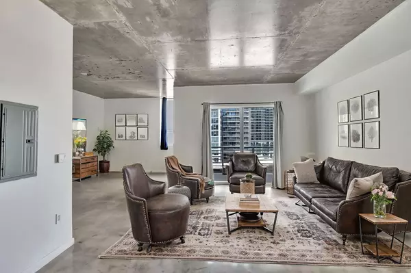 Miami, FL 33132,234 NE 3rd ST 2206