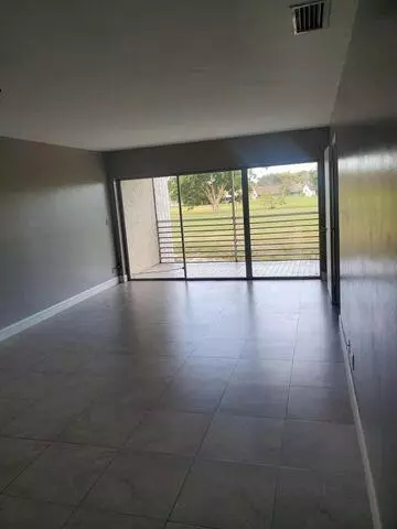 Tamarac, FL 33321,7410 Woodmont TER 208