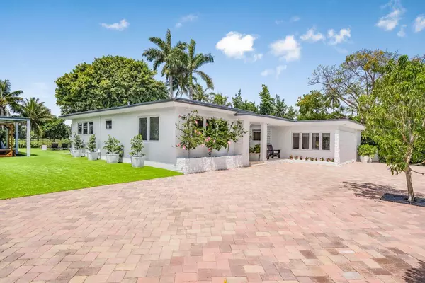 6100 La Gorce DR, Miami Beach, FL 33140