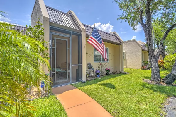 West Palm Beach, FL 33411,113 Lake Terry DR