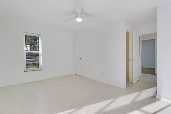 Stuart, FL 34997,6531 SE Federal HWY J104