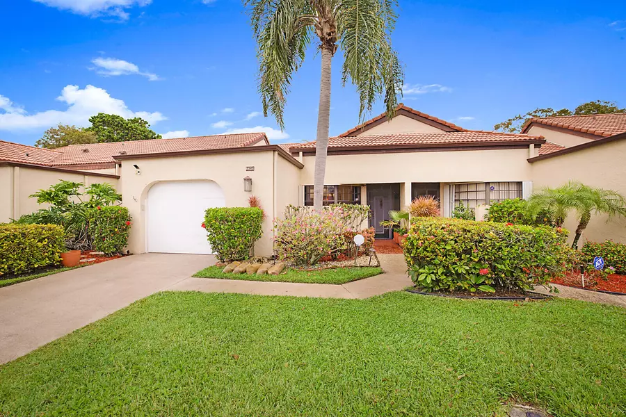 8434 Mooring CIR, Boynton Beach, FL 33472
