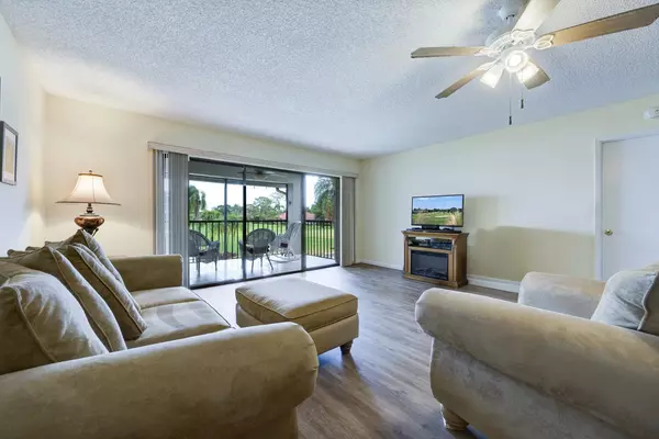 Palm Beach Gardens, FL 33418,13403 Touchstone PL A-202