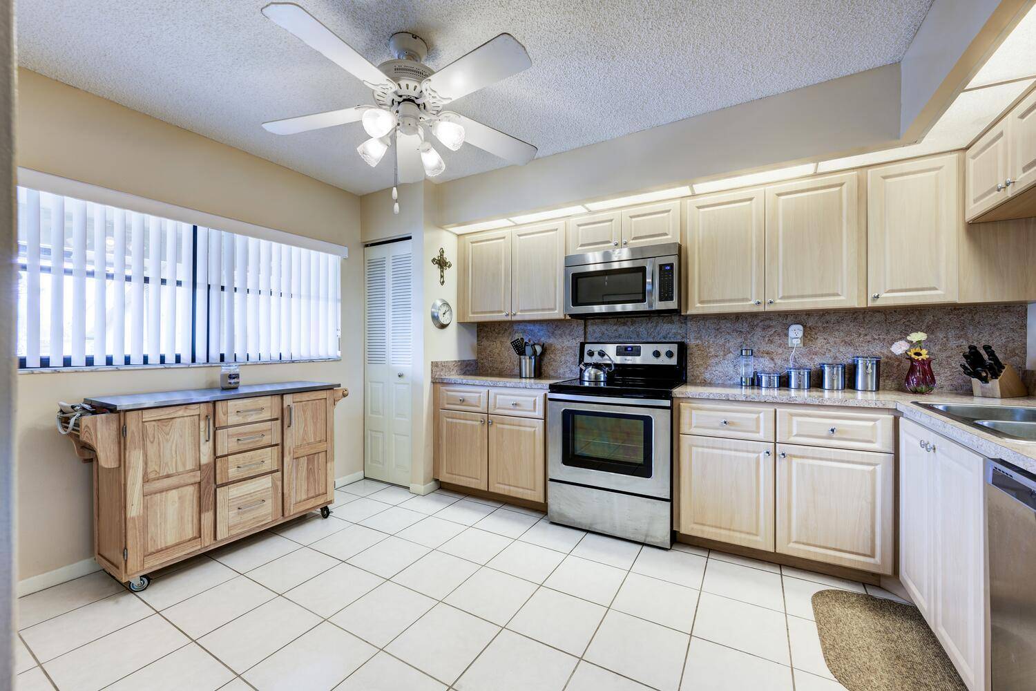 Palm Beach Gardens, FL 33418,13403 Touchstone PL A-202