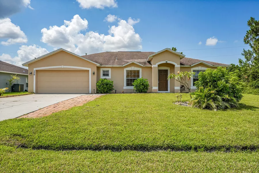 770 SW Hamberland AVE, Port Saint Lucie, FL 34953