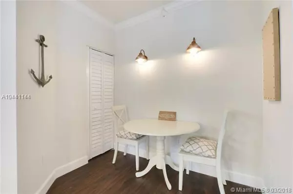 Juno Beach, FL 33408,100 Uno Lago 205 DR 205