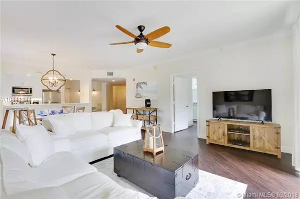 Juno Beach, FL 33408,100 Uno Lago 205 DR 205