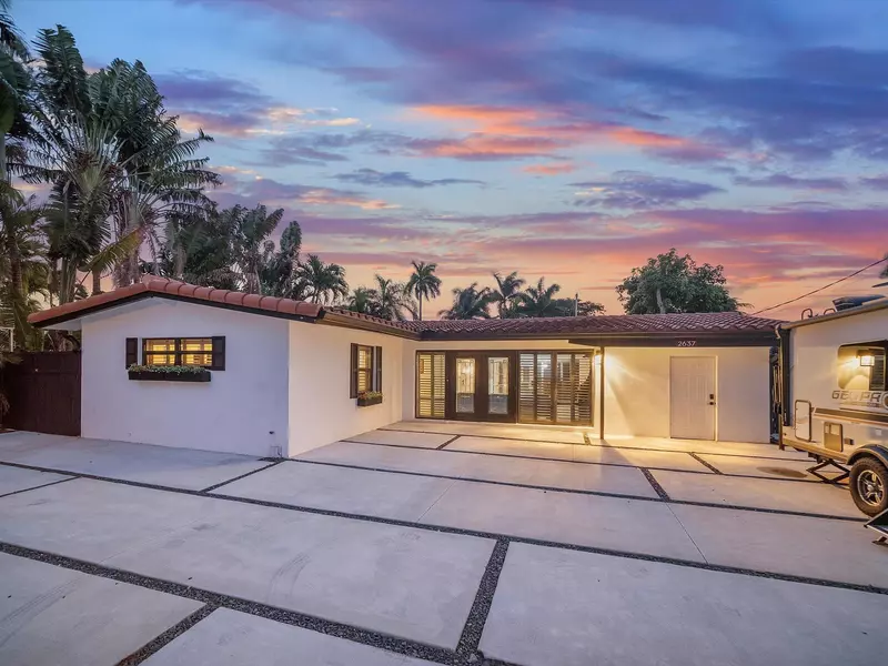 2637 Flamingo LN, Fort Lauderdale, FL 33312