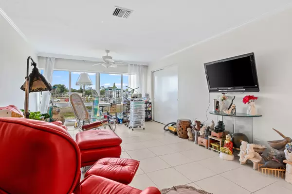 Delray Beach, FL 33484,5606 Via Delray D