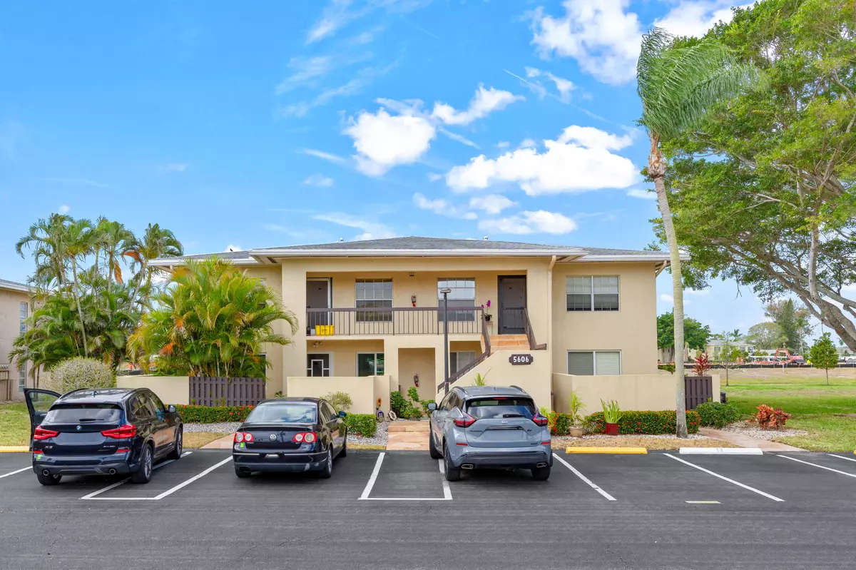 Delray Beach, FL 33484,5606 Via Delray D