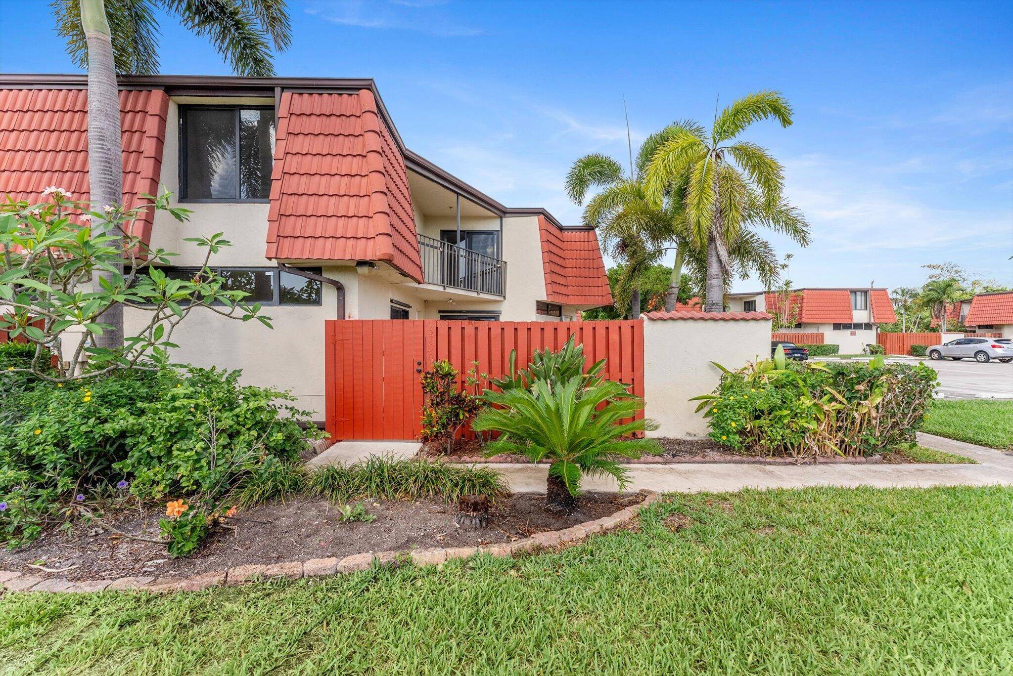 West Palm Beach, FL 33406,3790 Victoria Drive DR