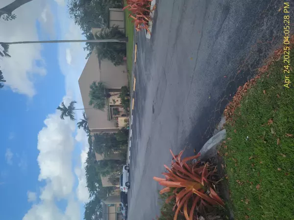 Pembroke Pines, FL 33024,1400 NW 92nd AVE 268