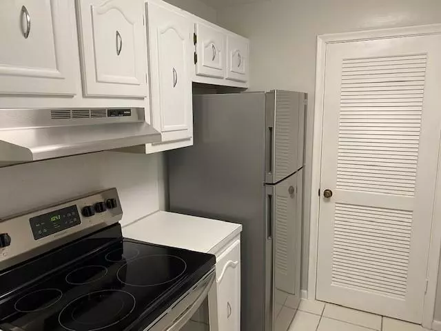 301 Croton AVE 208, Lantana, FL 33462