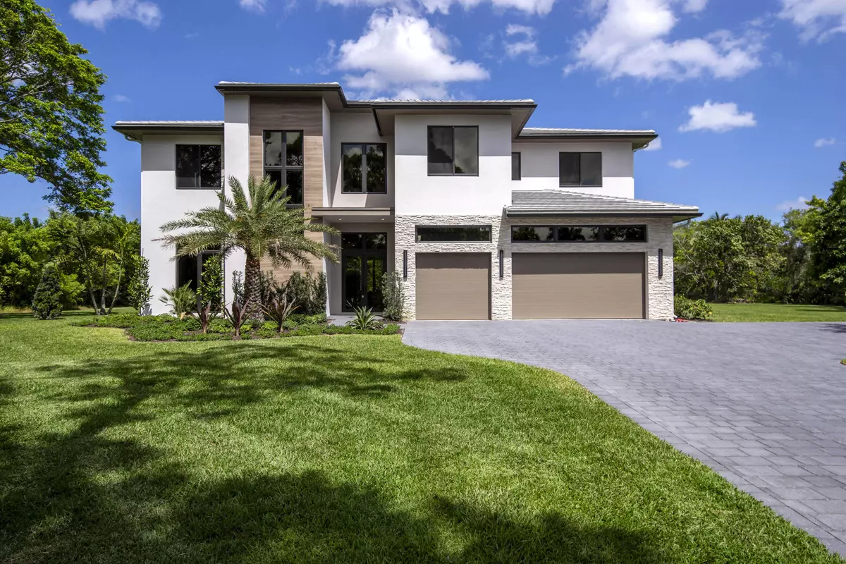 Palm Beach Gardens, FL 33418,8600 Damascus DR
