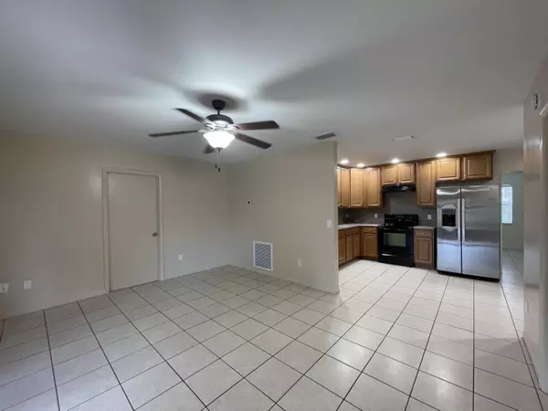 Royal Palm Beach, FL 33411,113 Bobwhite RD