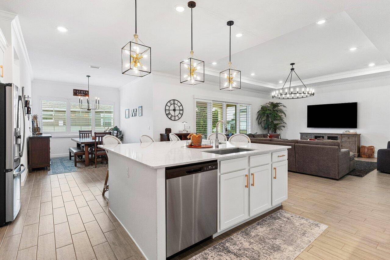 Loxahatchee, FL 33470,962 Castaway CT