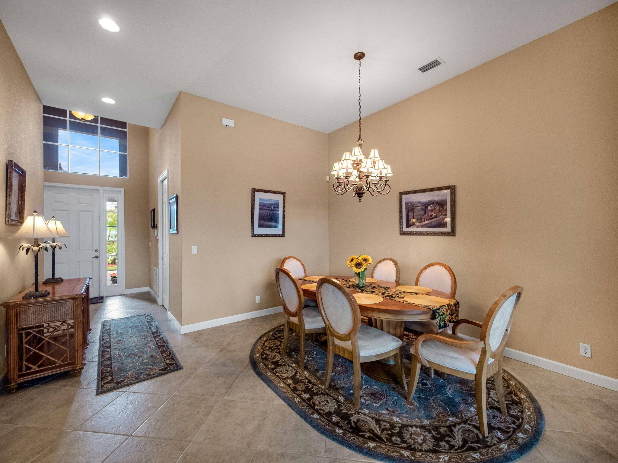 Port Saint Lucie, FL 34983,312 NW Somerset CIR