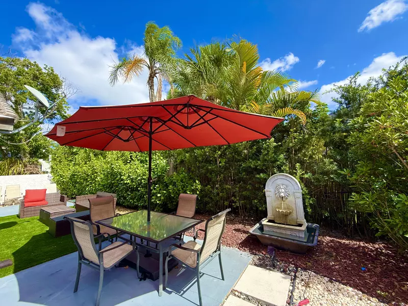 10544 Mendocino LN, Boca Raton, FL 33428