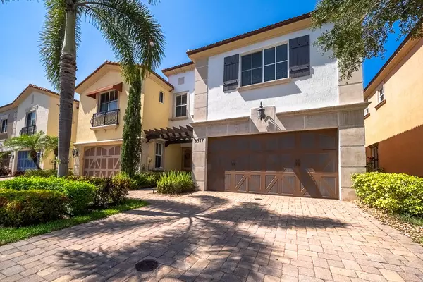 West Palm Beach, FL 33411,8317 Cocoplum Sound LN