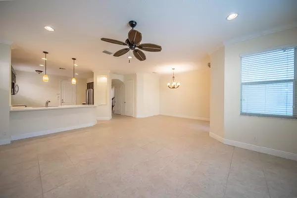 West Palm Beach, FL 33411,8317 Cocoplum Sound LN