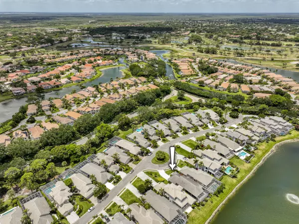 635 Masters WAY, Palm Beach Gardens, FL 33418