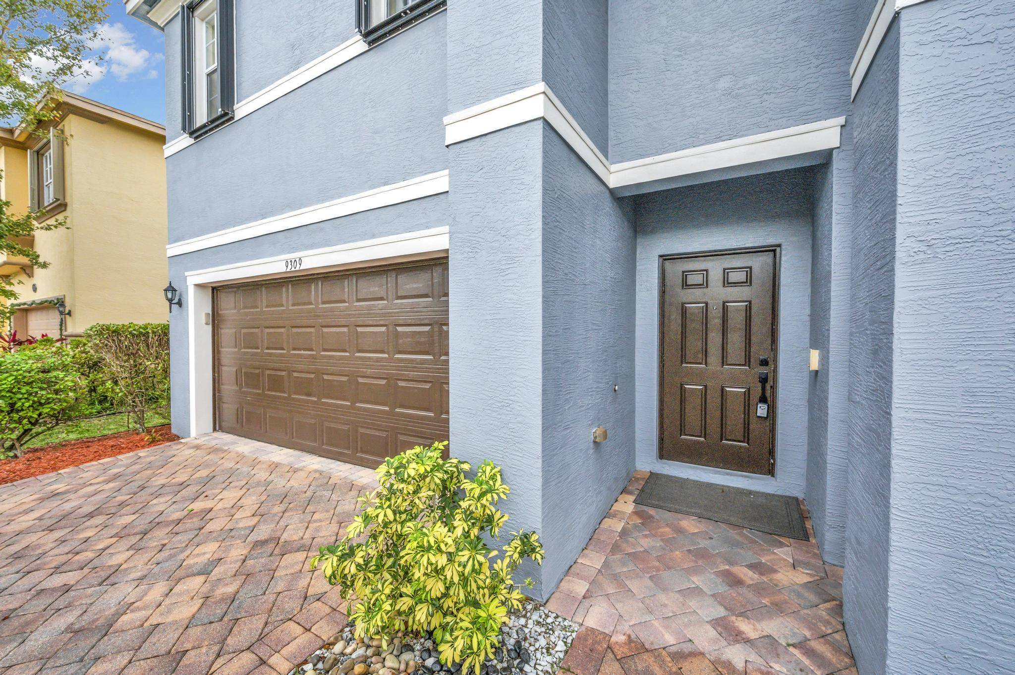 Fort Pierce, FL 34945,9309 Natures WAY