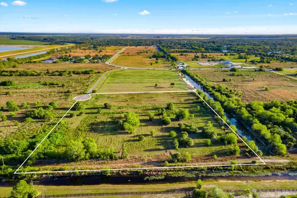 Loxahatchee, FL 33470,3060 Gator Pond LN