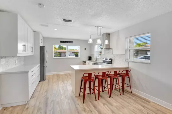 Delray Beach, FL 33445,124 Mockingbird LN 124