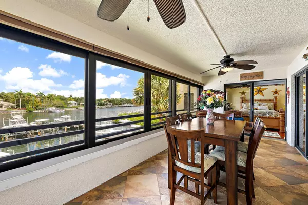 Juno Beach, FL 33408,533 Oak Harbour DR 533