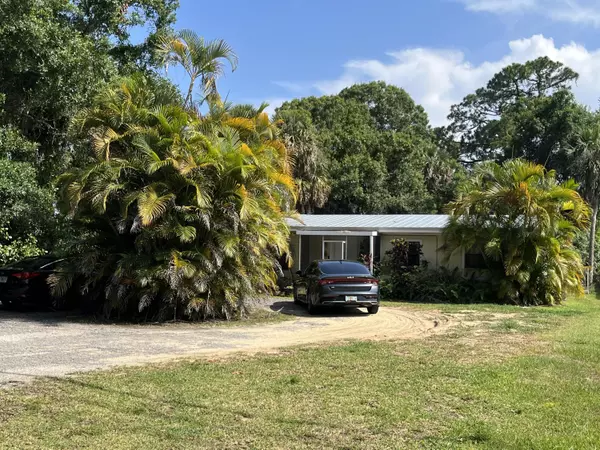 Fort Pierce, FL 34982,203 E Easy ST