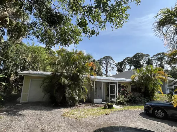 Fort Pierce, FL 34982,203 E Easy ST