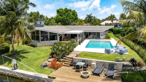 1425 Middle River DR, Fort Lauderdale, FL 33304