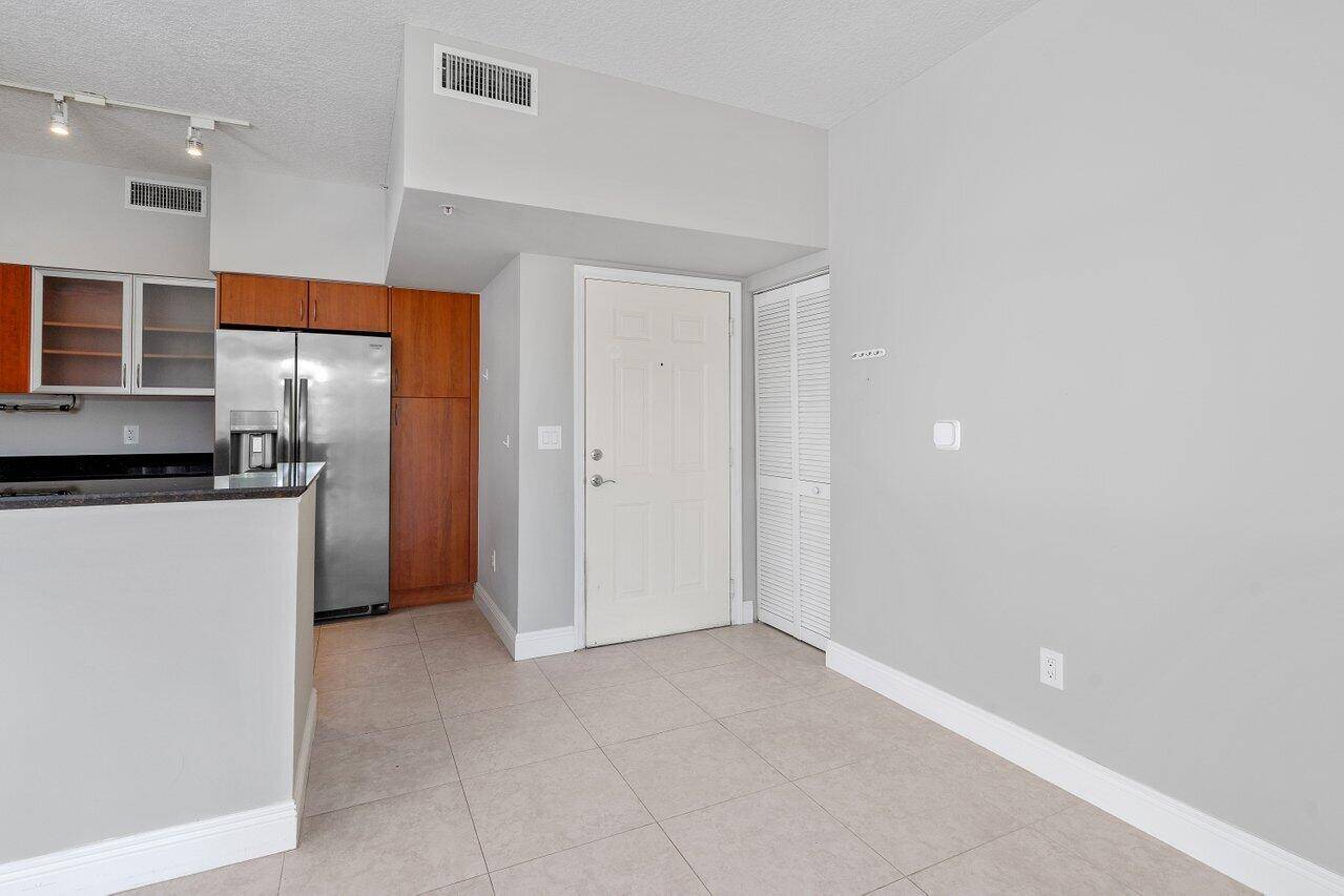 Boca Raton, FL 33432,233 S Federal HWY 225