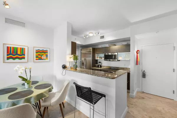 West Palm Beach, FL 33401,550 Okeechobee BLVD 1407