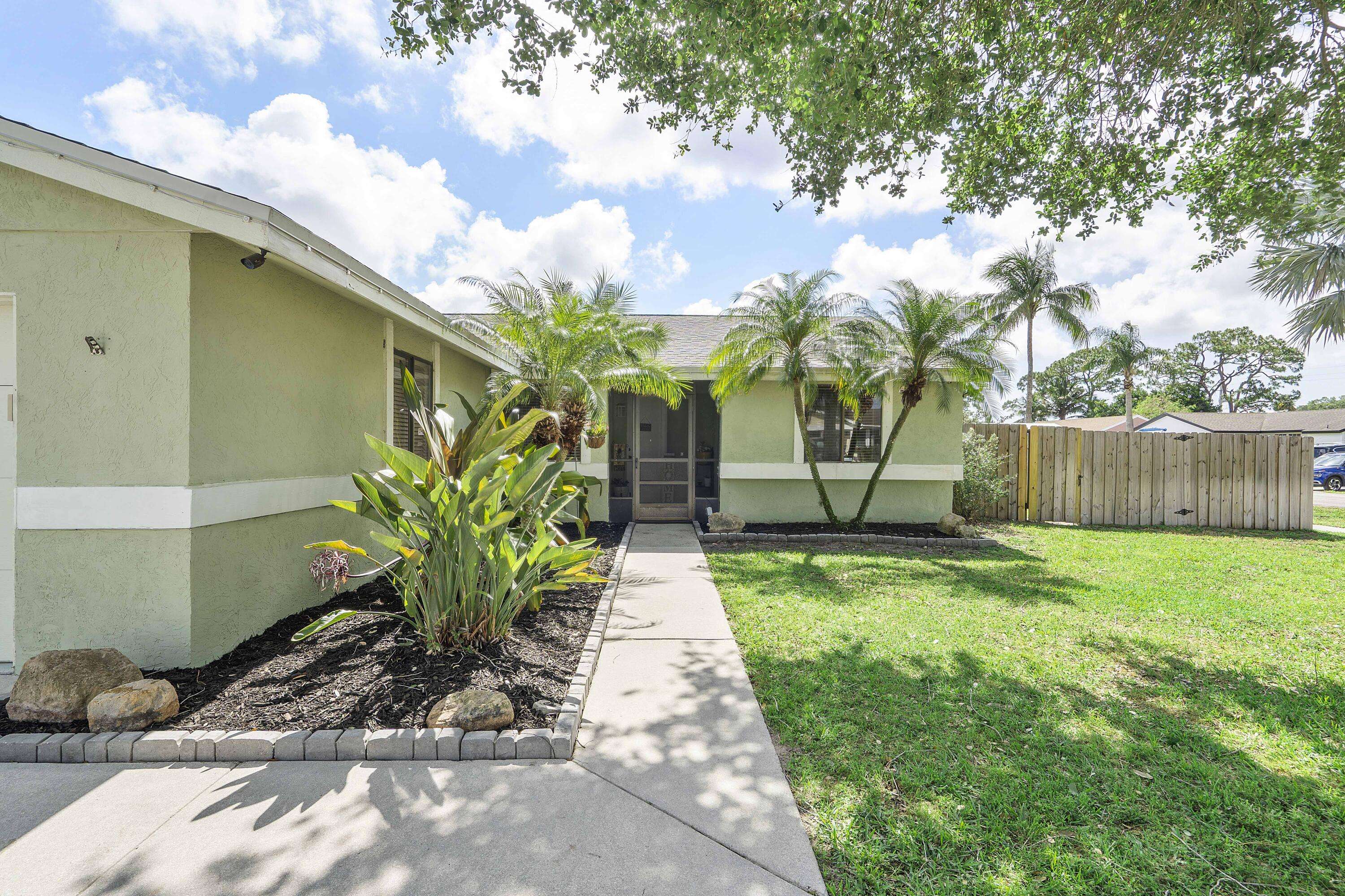 Boynton Beach, FL 33472,8500 W Mildred DR