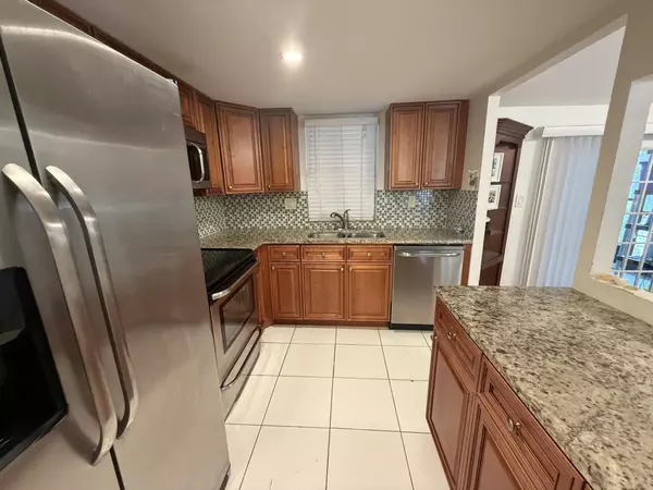 Boca Raton, FL 33428,1660 SW 65th AVE