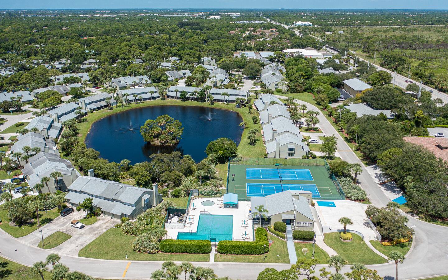 Jensen Beach, FL 34957,911 NE Sandalwood PL