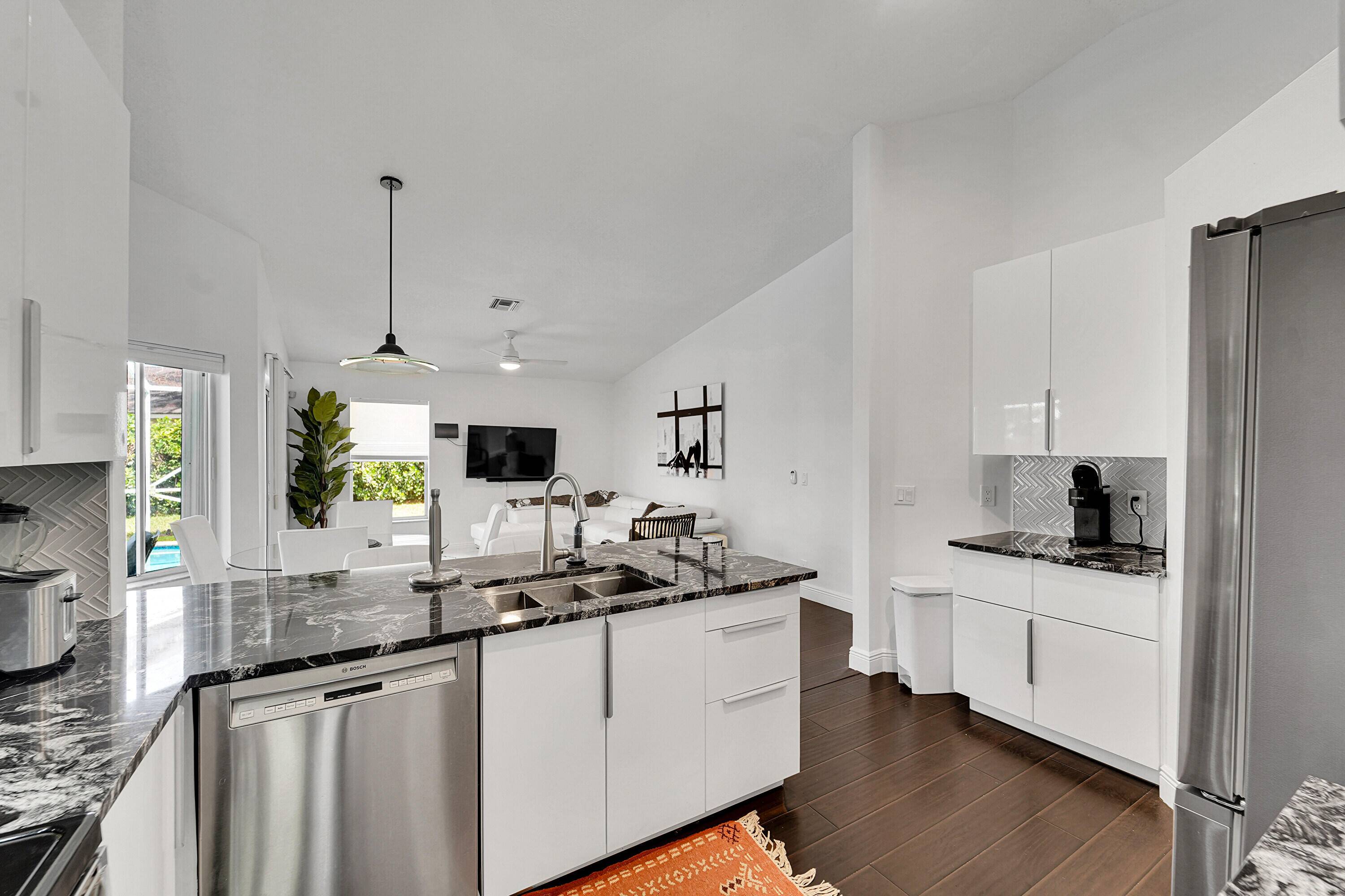 Delray Beach, FL 33445,945 Sunflower AVE