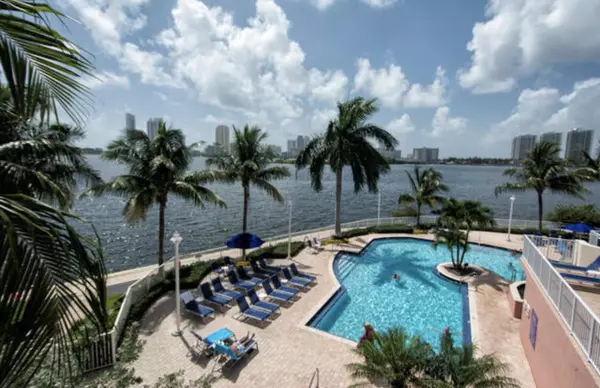 3370 NE Hidden Bay DR 2610, Aventura, FL 33180