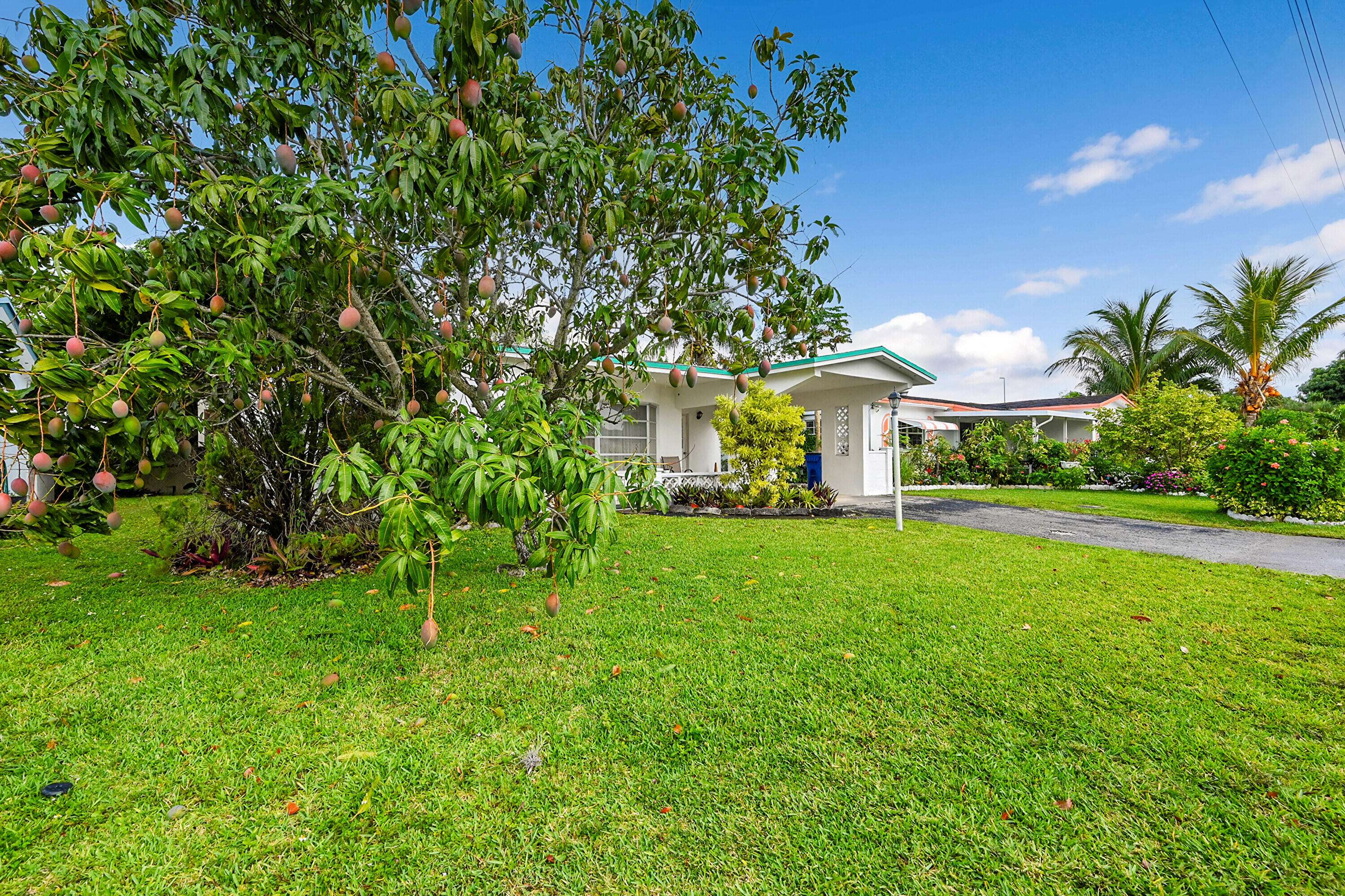 Lauderdale Lakes, FL 33319,4189 NW 52nd AVE
