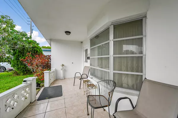 Lauderdale Lakes, FL 33319,4189 NW 52nd AVE