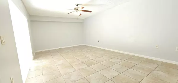 West Palm Beach, FL 33409,539 Green Springs PL