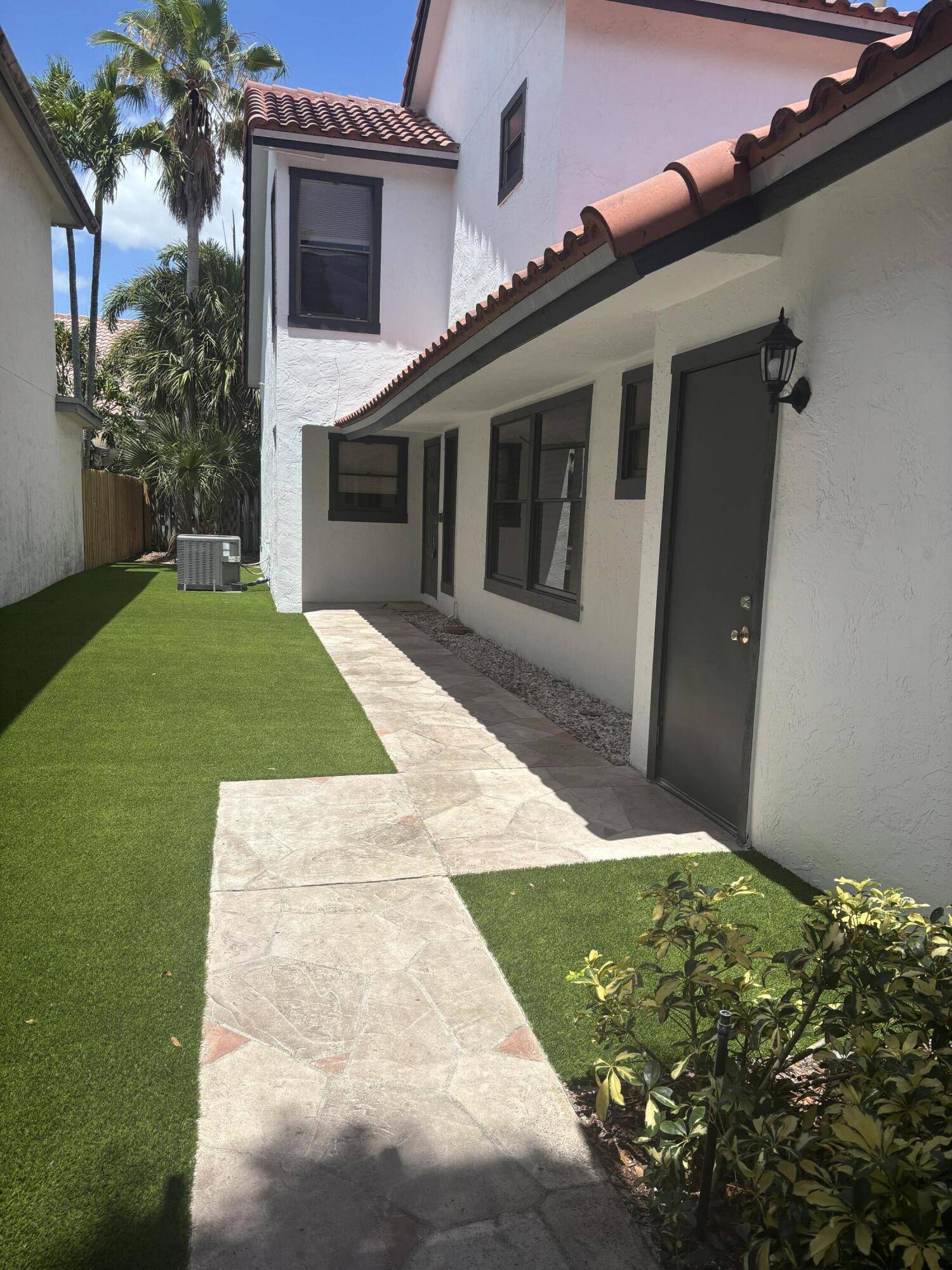 Boca Raton, FL 33486,5527 Ashpon CT